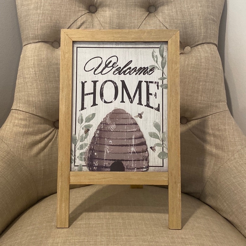 NWT “Welcome Home” Beehive sign by Ashland